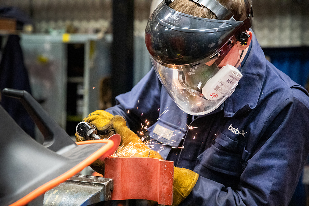 Apprentice metal cutting