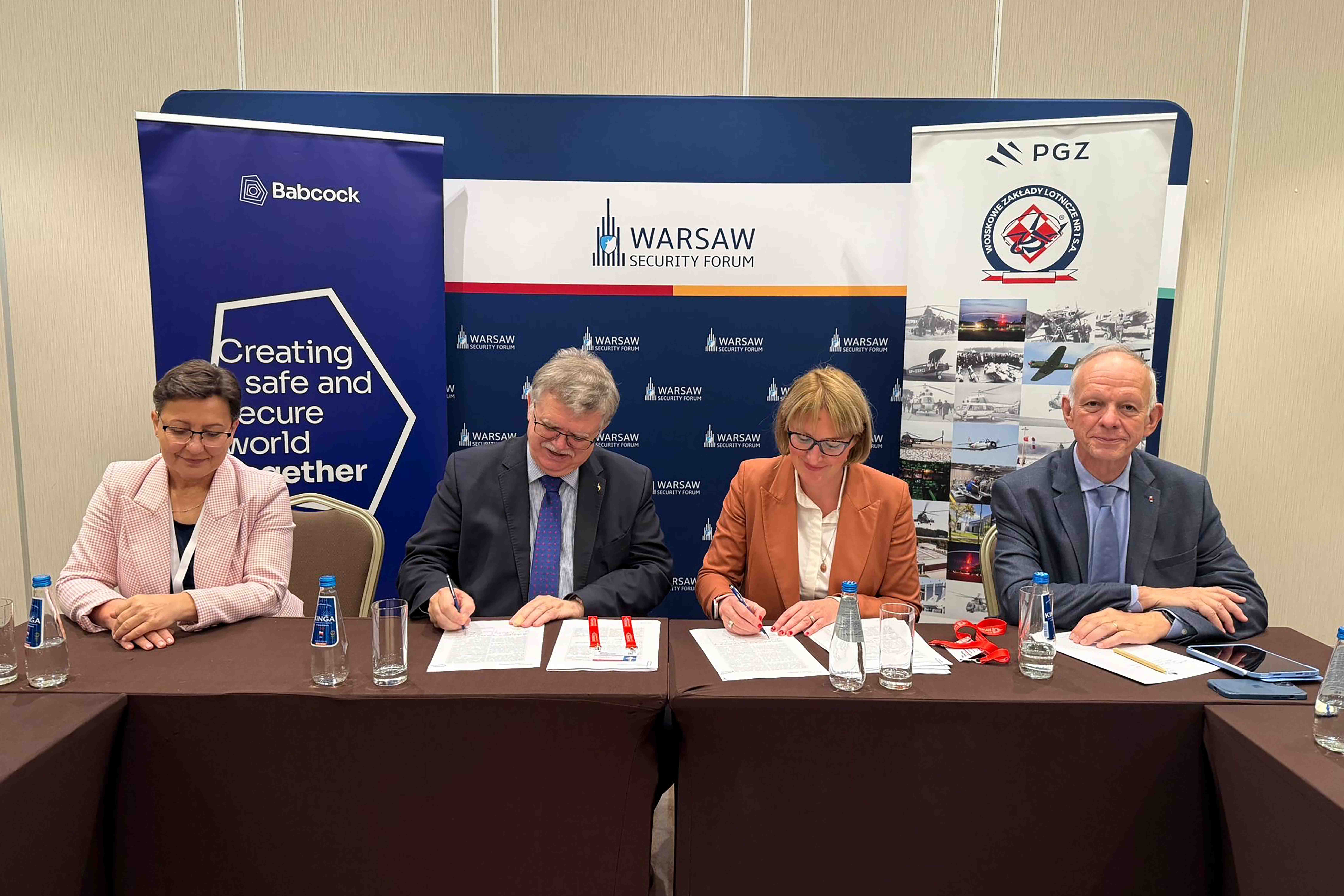 Babcock signs Memorandum of Understanding (MoU) with Wojskowe Zakłady Lotnicze No. 1